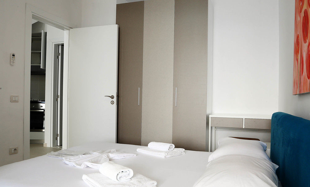 Bougainville Bay Apartments Sarandë エクステリア 写真